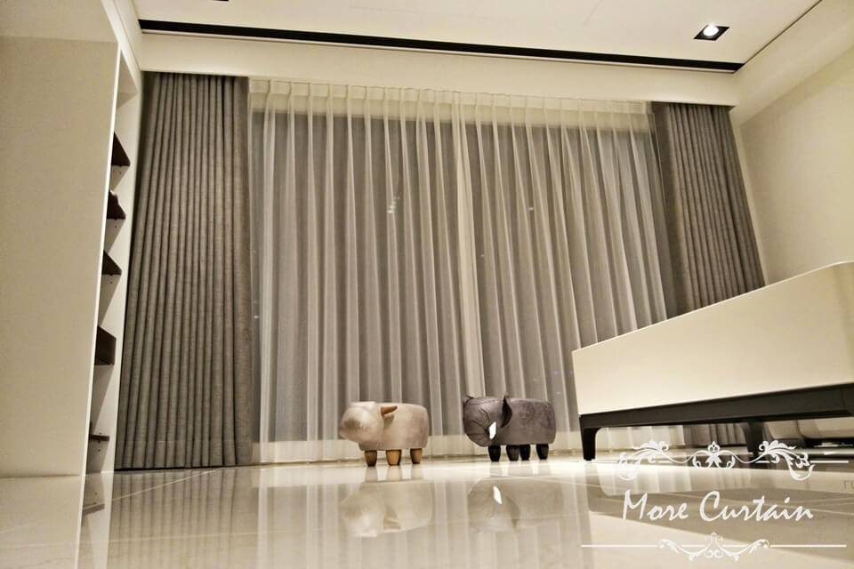 朦朧美西班牙細緻紗簾 高級棉麻布料蛇簾 新竹 頭份 苗栗窗簾 | More窗簾設計|苗栗HunterDouglas窗飾|台中窗簾|頭份窗簾|新竹窗簾 蛇簾+紗簾 客廳