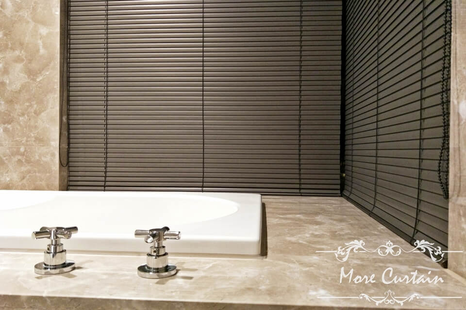 浴室髮絲紋防水鋁百葉 專業施工 新竹 頭份 苗栗窗簾 | More窗簾設計|苗栗HunterDouglas窗飾|台中窗簾|頭份窗簾|新竹窗簾 防水鋁百葉