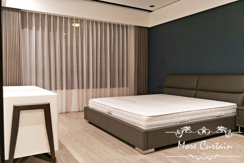 臥房三明治遮光布簾 細緻紗簾 新竹 頭份 苗栗窗簾 | More窗簾設計|苗栗HunterDouglas窗飾|台中窗簾|頭份窗簾|新竹窗簾 北歐窗簾風格