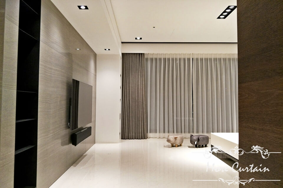 高級棉麻布料蛇簾 西班牙進口紗簾 新竹 頭份 苗栗窗簾 | More窗簾設計|苗栗HunterDouglas窗飾|台中窗簾|頭份窗簾|新竹窗簾 棉質窗簾布 蛇簾 客廳