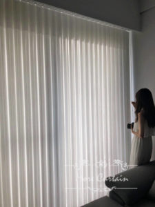 直立柔紗簾