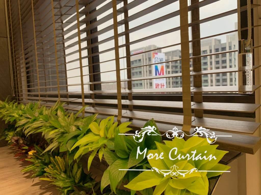 頭份窗簾 竹南窗簾 新竹窗簾 苗栗窗簾 專營進口布簾 三明治布簾 調光簾 捲簾 木百葉 HunterDouglas 風琴簾 細緻紗簾 | More窗簾設計|苗栗HunterDouglas窗飾|台中窗簾|頭份窗簾|新竹窗簾 木百葉