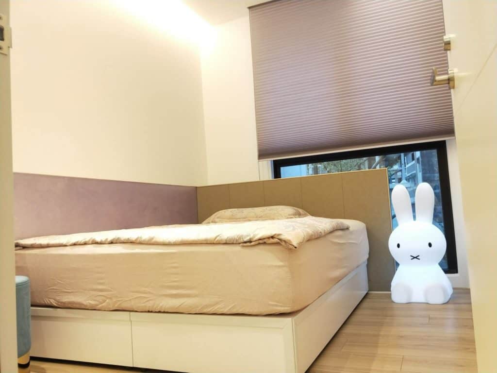 HunterDouglas 風琴簾 竹南窗簾 推薦案例 | More窗簾設計|苗栗HunterDouglas窗飾|台中窗簾|頭份窗簾|新竹窗簾 HunterDouglas 風琴簾 竹南窗簾 推薦案例