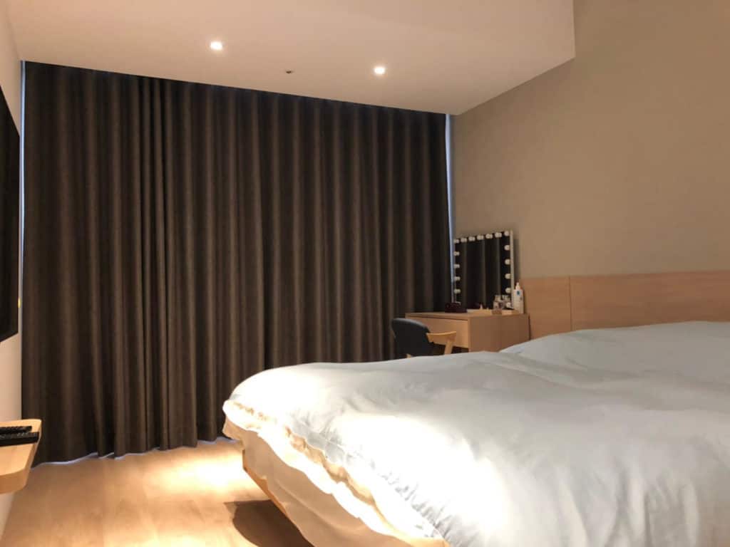 房間窗簾 完全遮光 台中市 北屯區 窗簾推薦