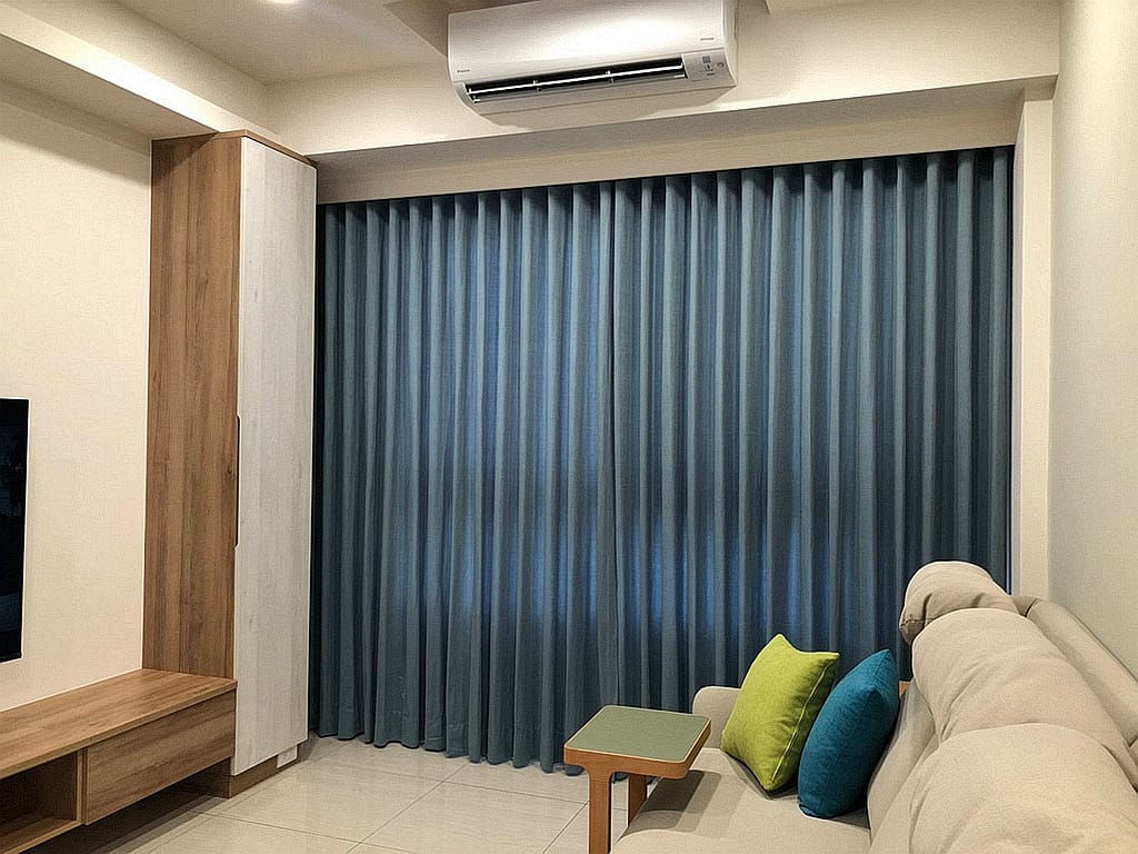 客廳窗簾款式-進口棉蛇行簾-進口麻折簾