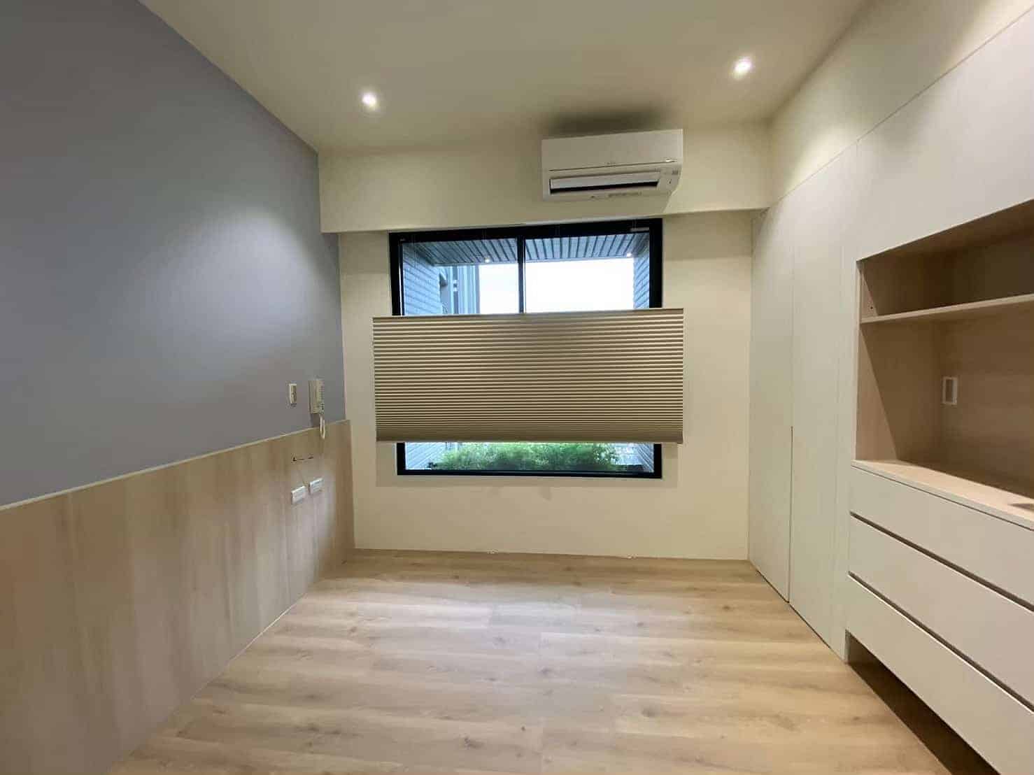 主臥窗簾款式-hunterdouglas風琴簾-可上可下手推式風琴簾