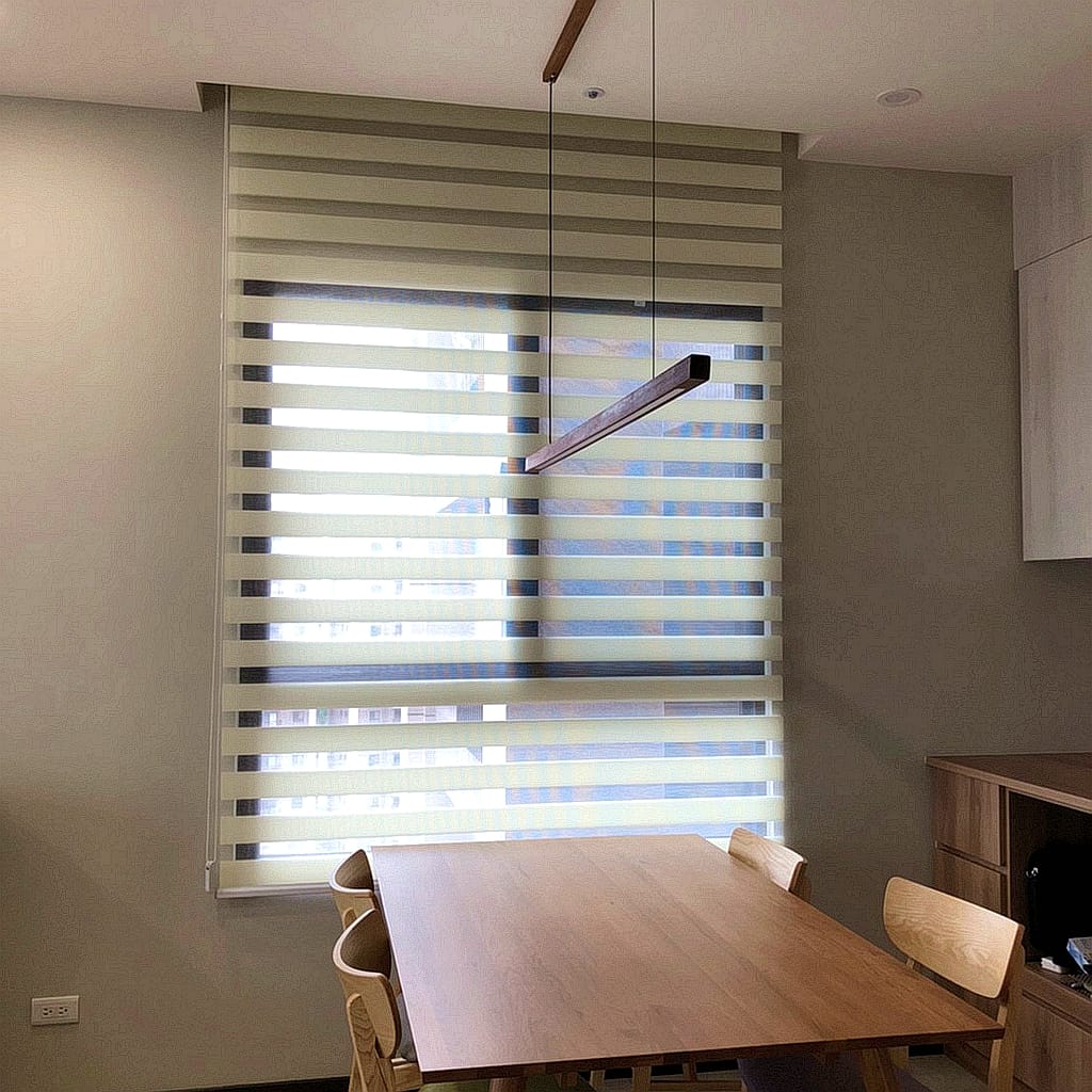 
書房窗簾款式-透光調光簾-米色調光簾