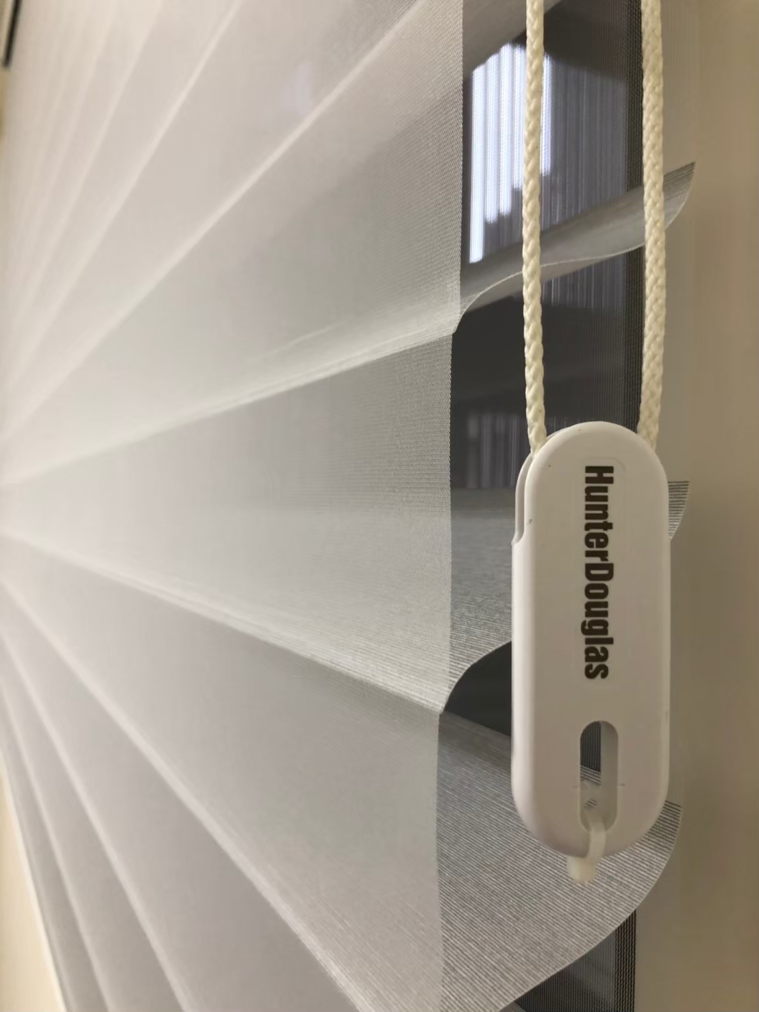 HunterDouglas 柔紗簾 光影魔法師