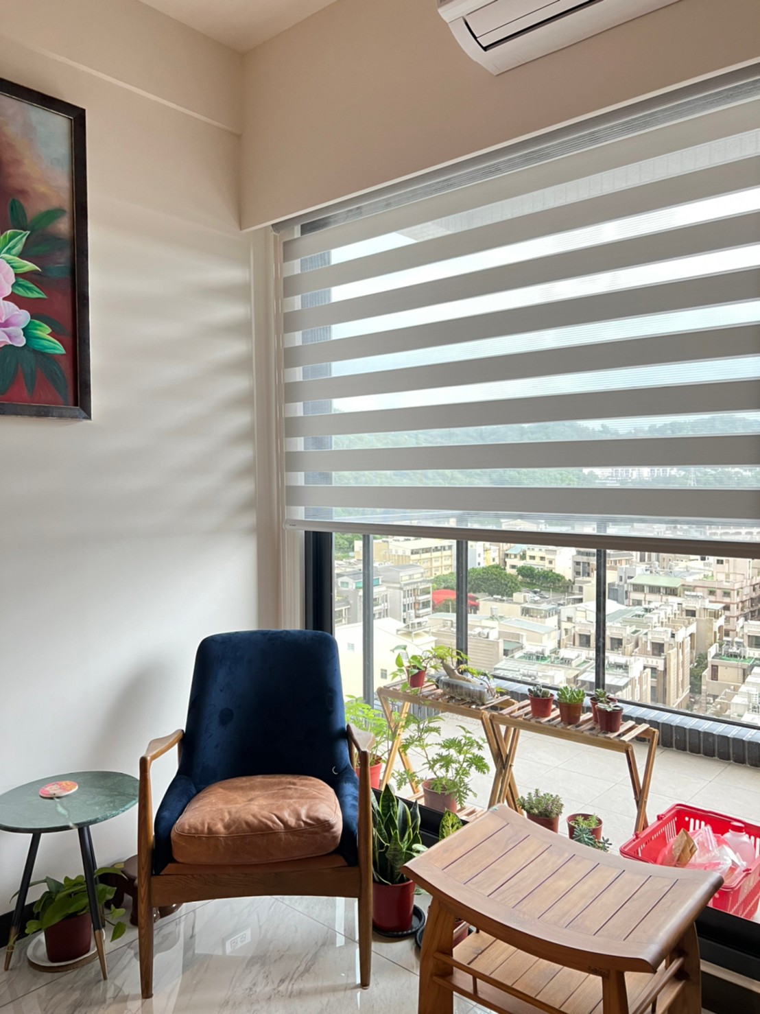 透光調光簾-簡約客廳設計-窗簾設計-進口調光簾-落地窗調光簾-透光斑馬簾-簡約客廳設計-窗簾設計-進口斑馬簾-落地窗斑馬簾