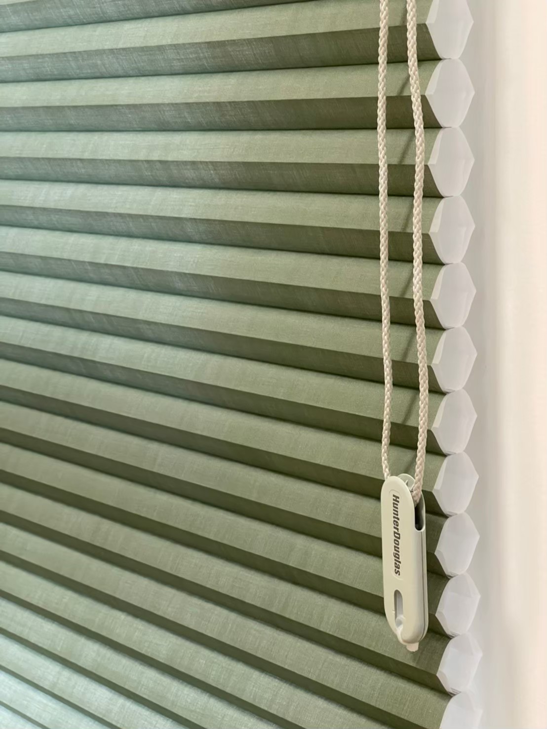 Hunter Douglas Honeycomb Shades
風琴簾
透光風琴簾
隔熱窗簾
防塵窗簾
風琴簾設計
風琴簾規劃
日夜風琴簾
雙重奏風琴簾
