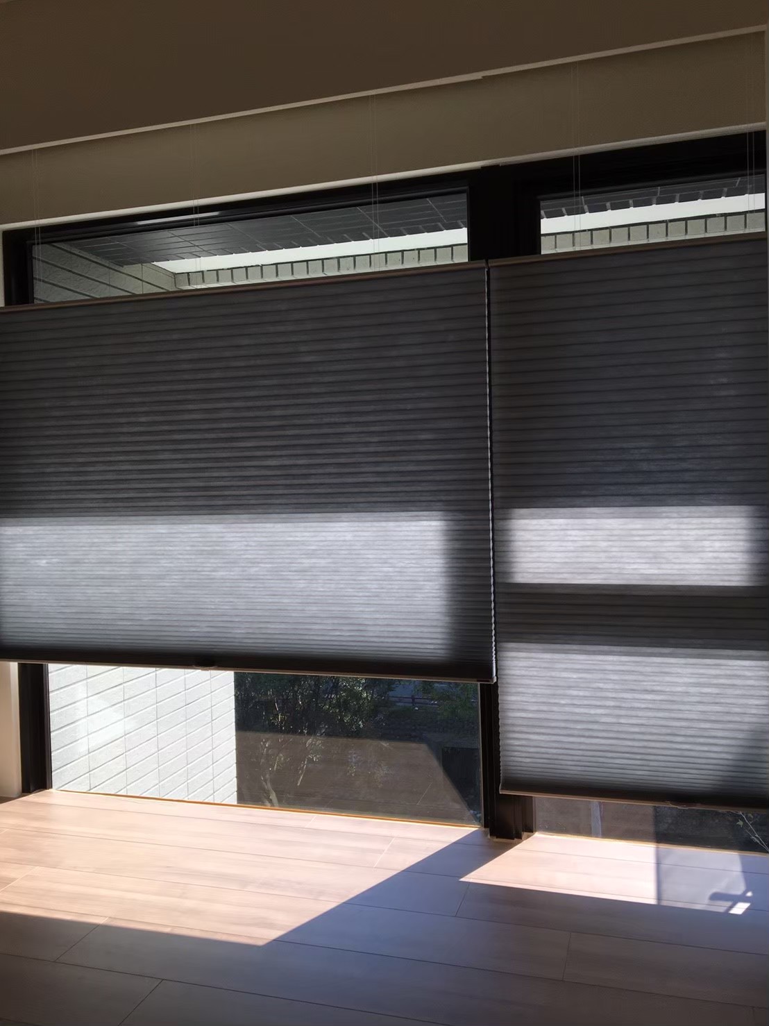 進口風琴簾Hunter Douglas-透光風琴簾-蜂巢簾-抗靜電窗簾-抗塵蟎窗簾-過敏兒專用窗簾