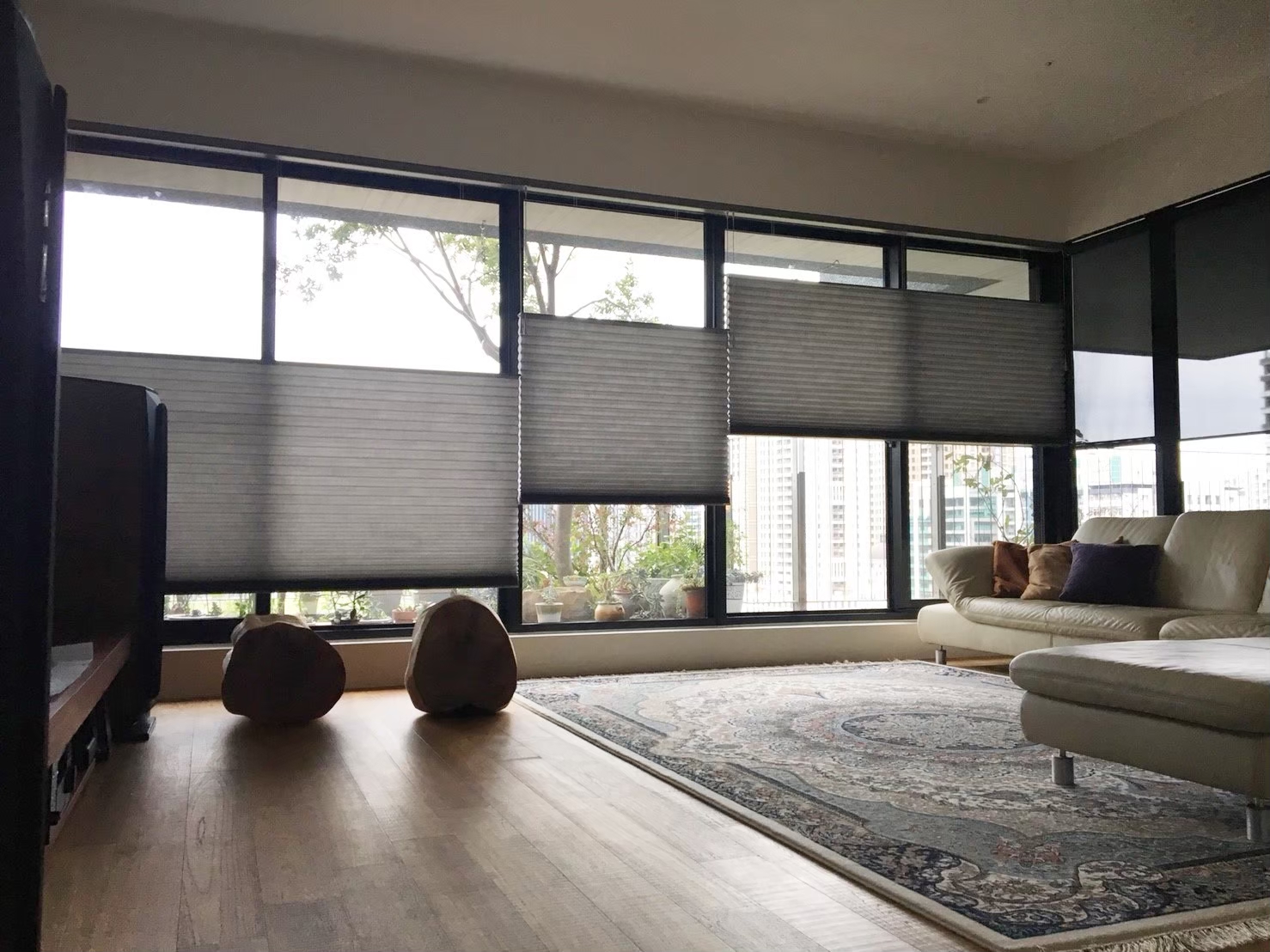 進口風琴簾Hunter Douglas-透光風琴簾-蜂巢簾-抗靜電窗簾-抗塵蟎窗簾-過敏兒專用窗簾-風琴簾併窗-風琴簾落地窗