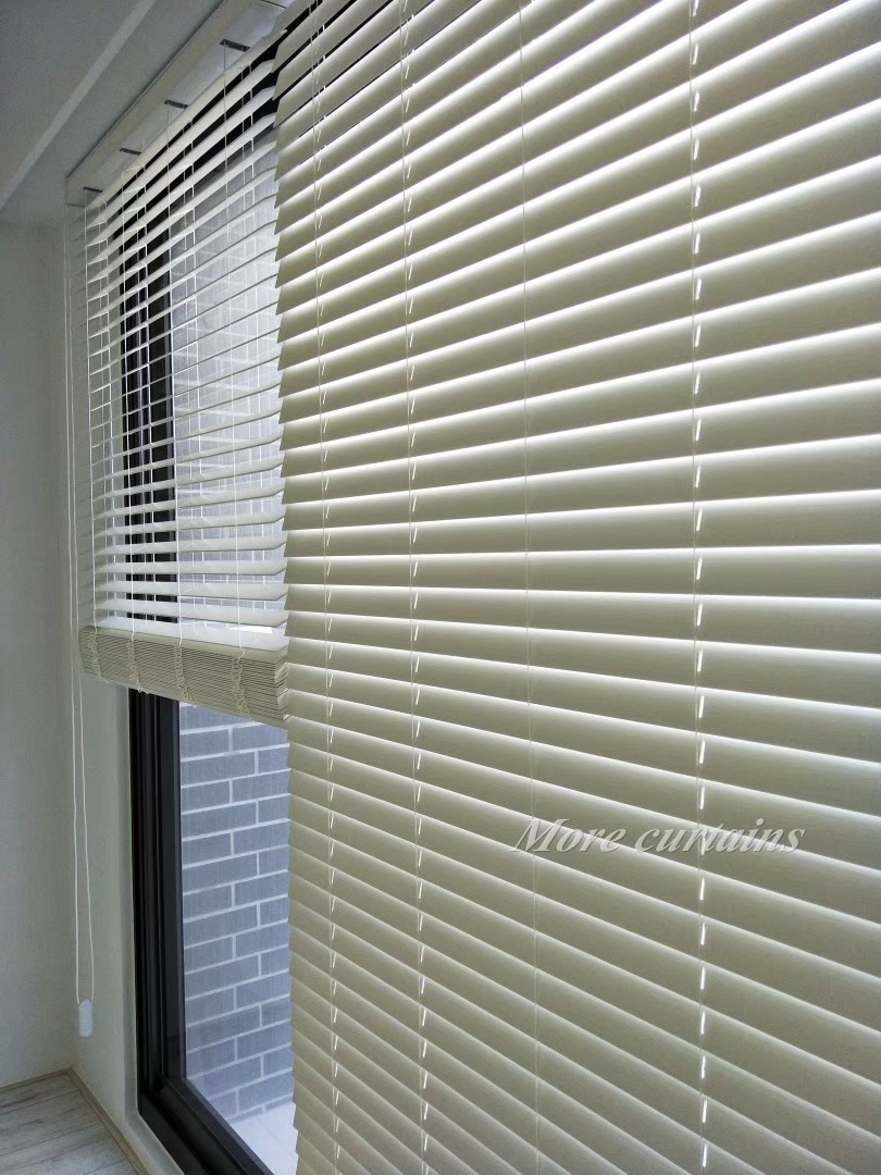 落地窗木百葉簾/進口木百葉簾/木百葉簾窗簾/客廳規劃/落地窗窗簾/couliess窗簾