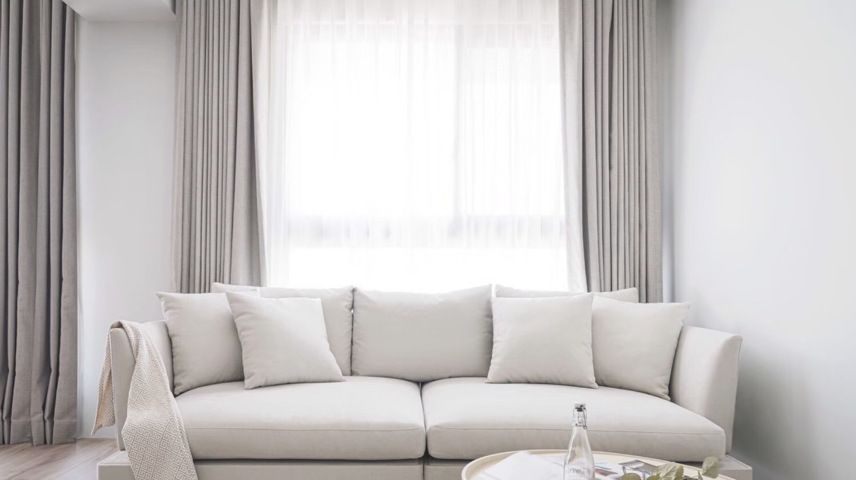 苗栗窗簾專家告訴你窗簾布材質哪種好?棉質、尼龍、絲綢的優勢及居家風格建議