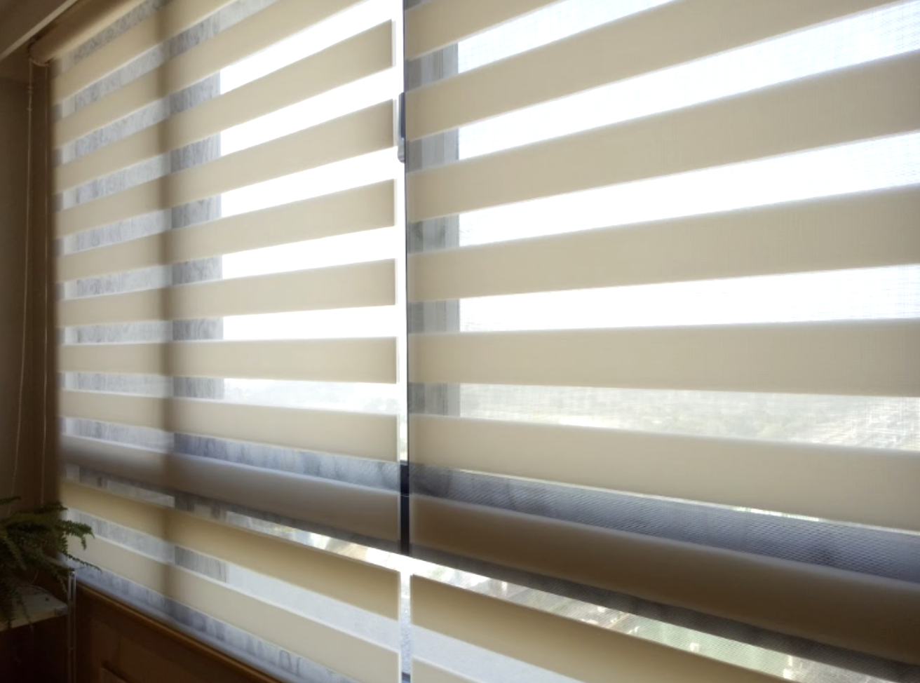 臥室調光簾尺寸怎麼抓？5 秒搞懂測量與挑選技巧