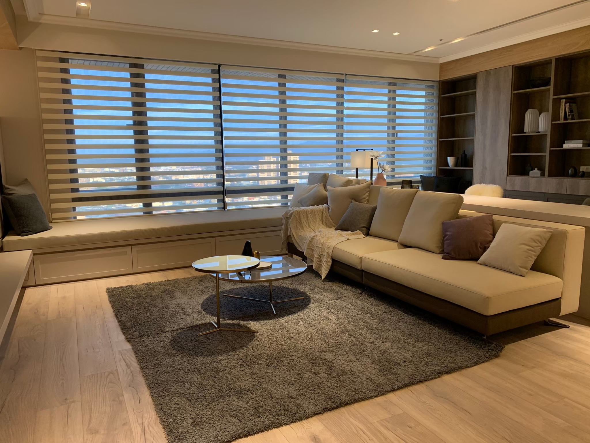 柔紗簾 客廳窗簾設計 窗簾調光